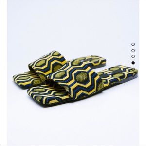 Zara Printed Flat Sandals